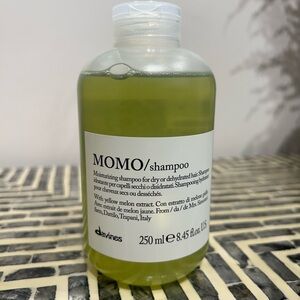 Davines Momo Shampoo